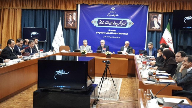 پروژه سیماک در هشتمین نشست بررسی عملکرد که به توسعه خدمات دولت الکترونیک در بخش پست اختصاص داشت مورد بررسی قرار گرفت.