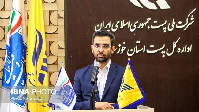 وزیر ارتباطات و فناوری اطلاعات در مراسم افتتاح کارگاه  پروژه سیماک در استان  خوزستان گفت: پروژه های سیماک و GNAF از اجزای دولت الکترونیک هستند و دولت الکترونیک وسیله ای برای مقابله با فساد و بهبود کسب و کارهاست‌.
